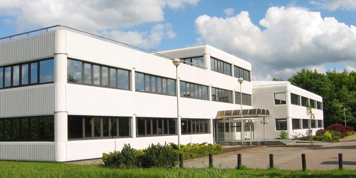 How the Wijdemeren Town Hall in Loosdrecht retains its cachet